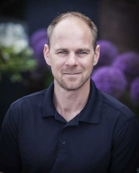 Craig Cole – Sales/Design